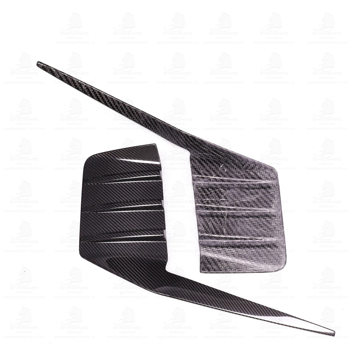 BMW M2 G87 DRY CARBON REAR BUMPER TRIM (2 Piece Set)