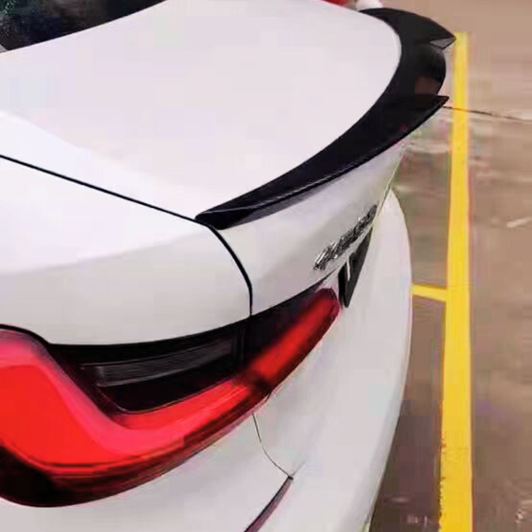 BMW M3 G80 DRY CARBON FIBRE V STYLE REAR SPOILER 2021+