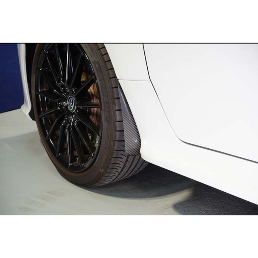 Toyota GR Yaris Dry Carbon Fibre Front Mudguards (SET OF 2)