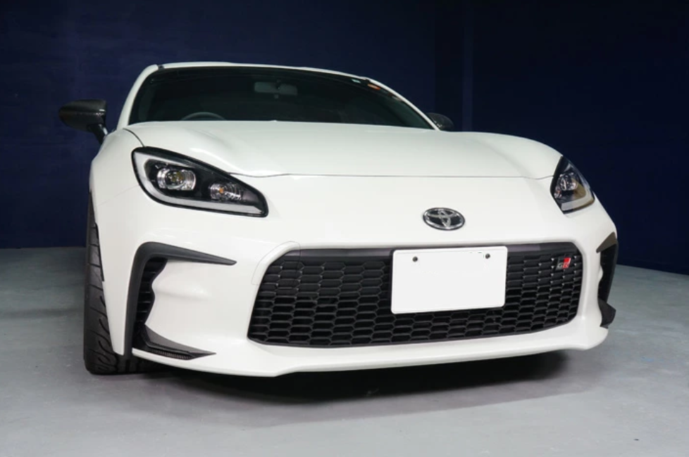 Dry Carbon Fibre Front Side Duct Fin – Toyota GR86